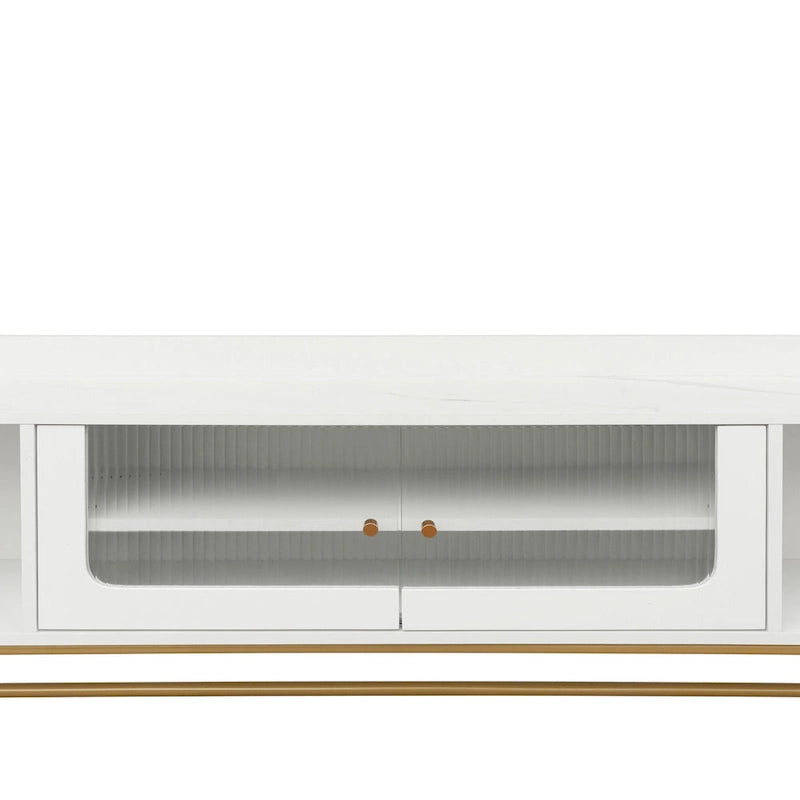 Meuble TV blanc avec portes en verre cannelé et cadre en métal doré