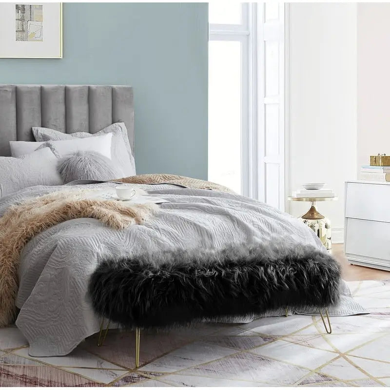 Banc long contemporain moderne en fausse fourrure Silver Orchid Nilsson